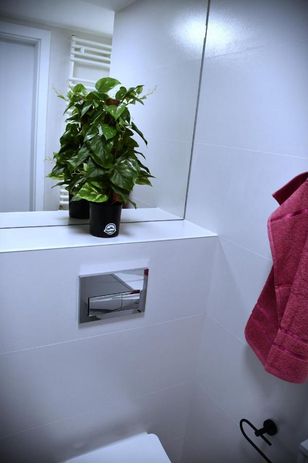M-Keys Apartments Krakow Old Town Kazimierz ภายนอก รูปภาพ