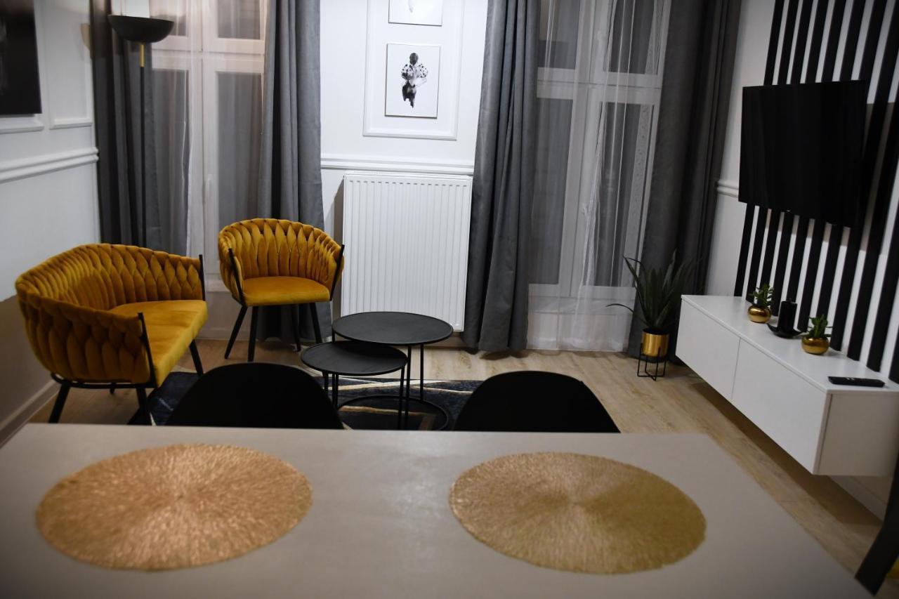 M-Keys Apartments Krakow Old Town Kazimierz ภายนอก รูปภาพ